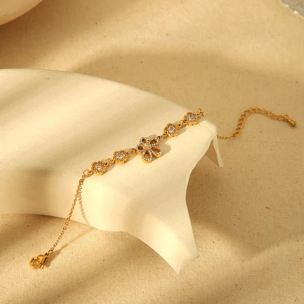 18K Gold Plated Stainless Steel Inlaid Zircon Flower Bracelet