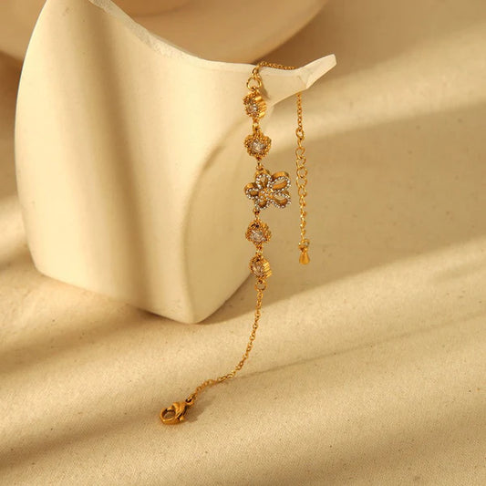 18K Gold Plated Stainless Steel Inlaid Zircon Flower Bracelet